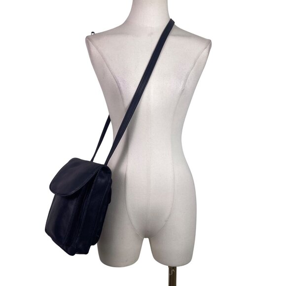 Tignanello Women’s Black Genuine Leather Adjustable Strap Gold Zip Crossbody Bag - Picture 14 of 15